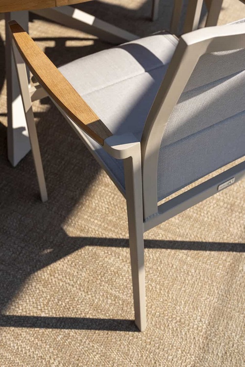 4 Seasons Outdoor Cortina Stapelbare Dining Chair Latte - Afbeelding 3