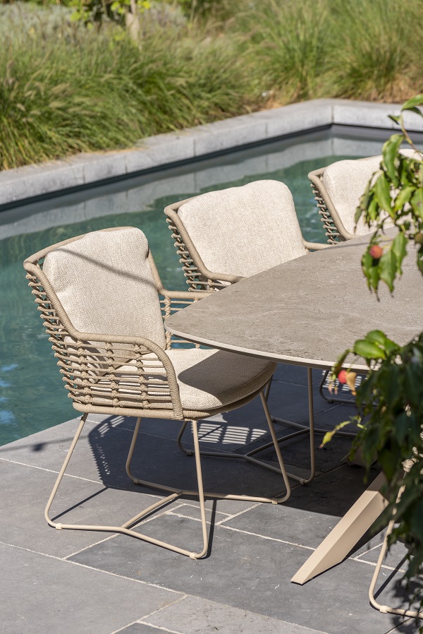 4 Seasons Outdoor Fabrice dining chair Latte - Afbeelding 3